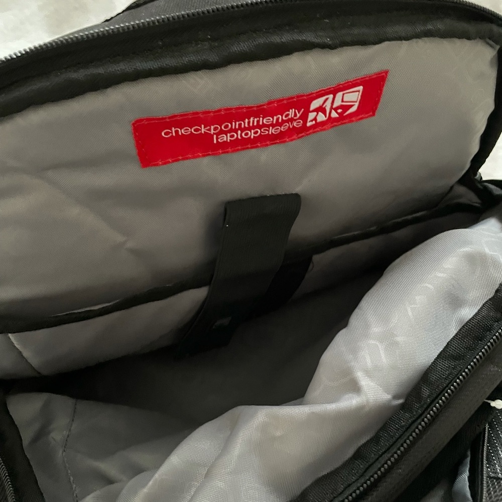 Ogio backpack! - Picture 6 of 6